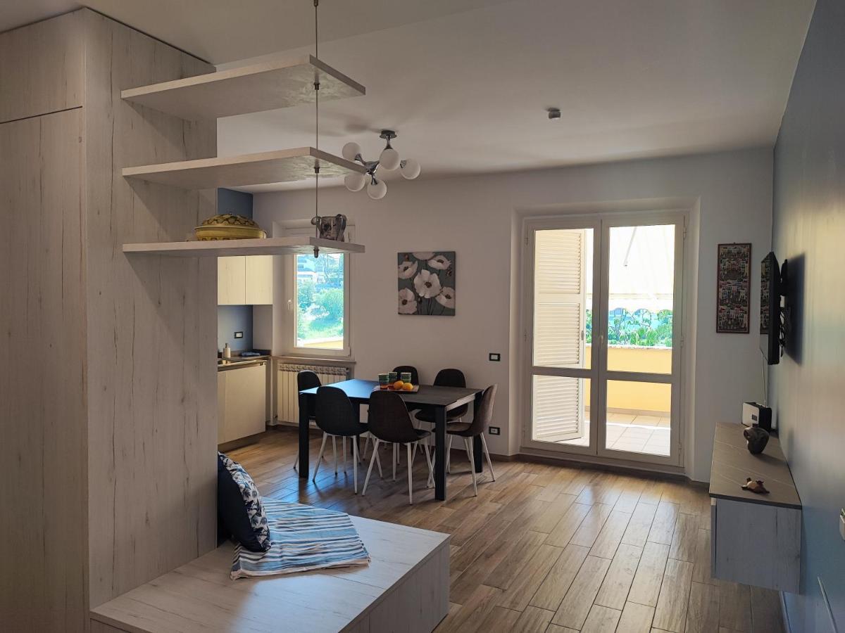 Apartmán Casa Nadia A Pochi Passi Dal Mare Con Garage, Terrazza E Sala Giochi Numana Exteriér fotografie