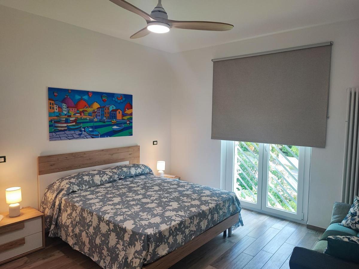 Apartmán Casa Nadia A Pochi Passi Dal Mare Con Garage, Terrazza E Sala Giochi Numana Exteriér fotografie