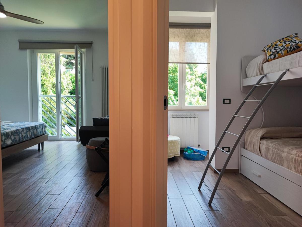 Apartmán Casa Nadia A Pochi Passi Dal Mare Con Garage, Terrazza E Sala Giochi Numana Exteriér fotografie